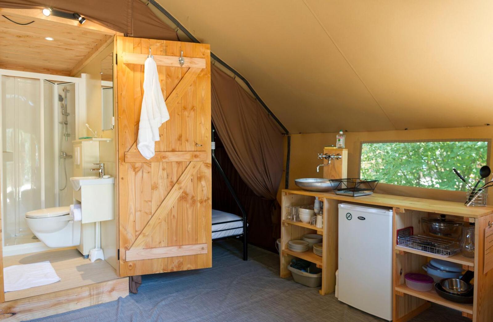 Huttopia Lac D'Aiguebelette Saint-Alban-de-Montbel Room photo