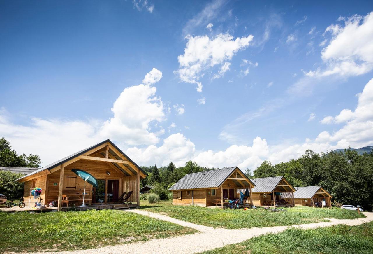 Huttopia Lac D'Aiguebelette Saint-Alban-de-Montbel Exterior photo
